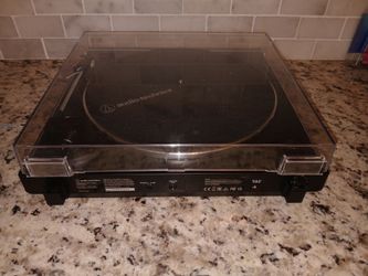 Audio Technica AP-LP60X Turntable