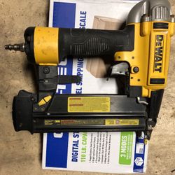 Dewalt 18 Gauge Air Nail Gun