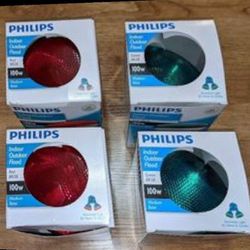 2 Red and 2 Green Indoor / Outdoor Christmas Lights 