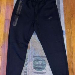 black nike tech pants