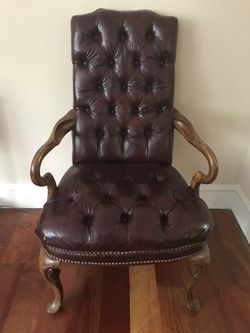 Royal chair