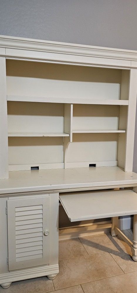 Computer Desk & with Storage, Antique Cream.