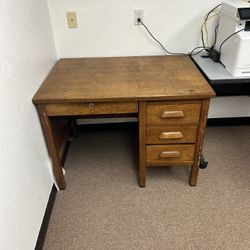Hardwood Desk With Drawers 