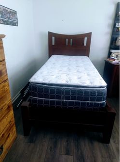 Cama individual usada