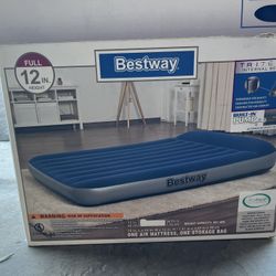 Bestway Self-inflating/deflating Air Mattress