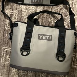 Yeti Hopper 20 Soft Sided Cooler 