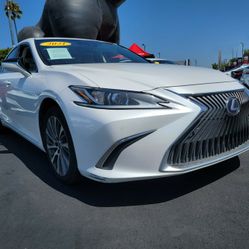 2021 LEXUS ES 300h HYBRID SEDAN 4D 