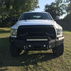 2018 Dodge 2400 4 X 4                                    