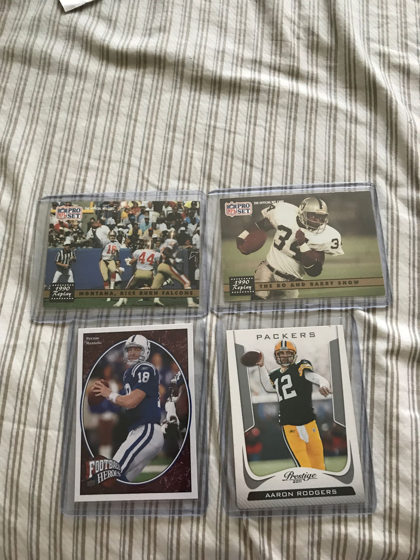 Lot of 4 NFL Star player cards