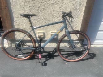 Diamondback division bike