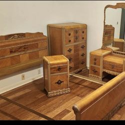 Vintage 1940’s Full Size Waterfall Bedroom Set
