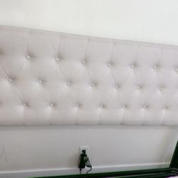 Queen Size Tufted Upholstered Headboard - Light Gray Linen Fabric, Excellent Condition