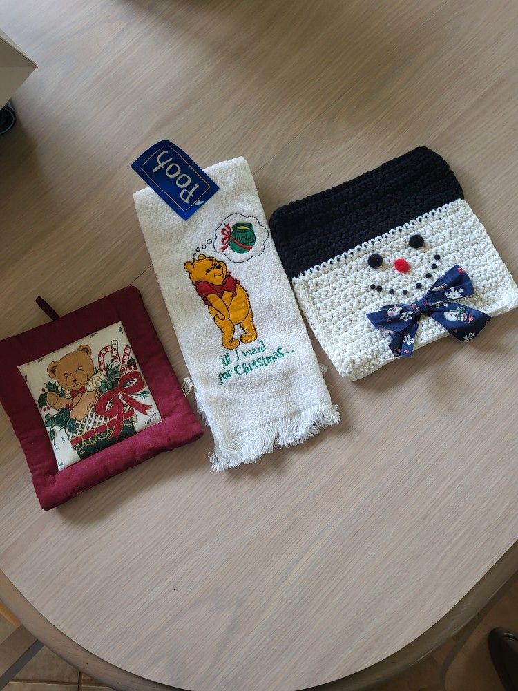 FREE Christmas Wash Cloth And Hand Towel Sets