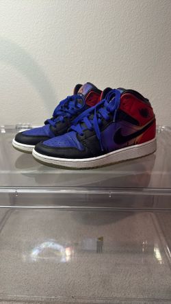JORDAN 1 MID SS GS 'SKYLINE' Size: 5Y