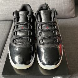 Jordan 11 Low (72-10) Size 8M/9.5W