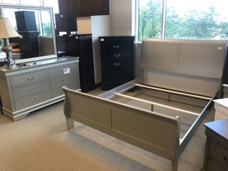 BRAND NEW COMPLETE BED ROOM SET!!!