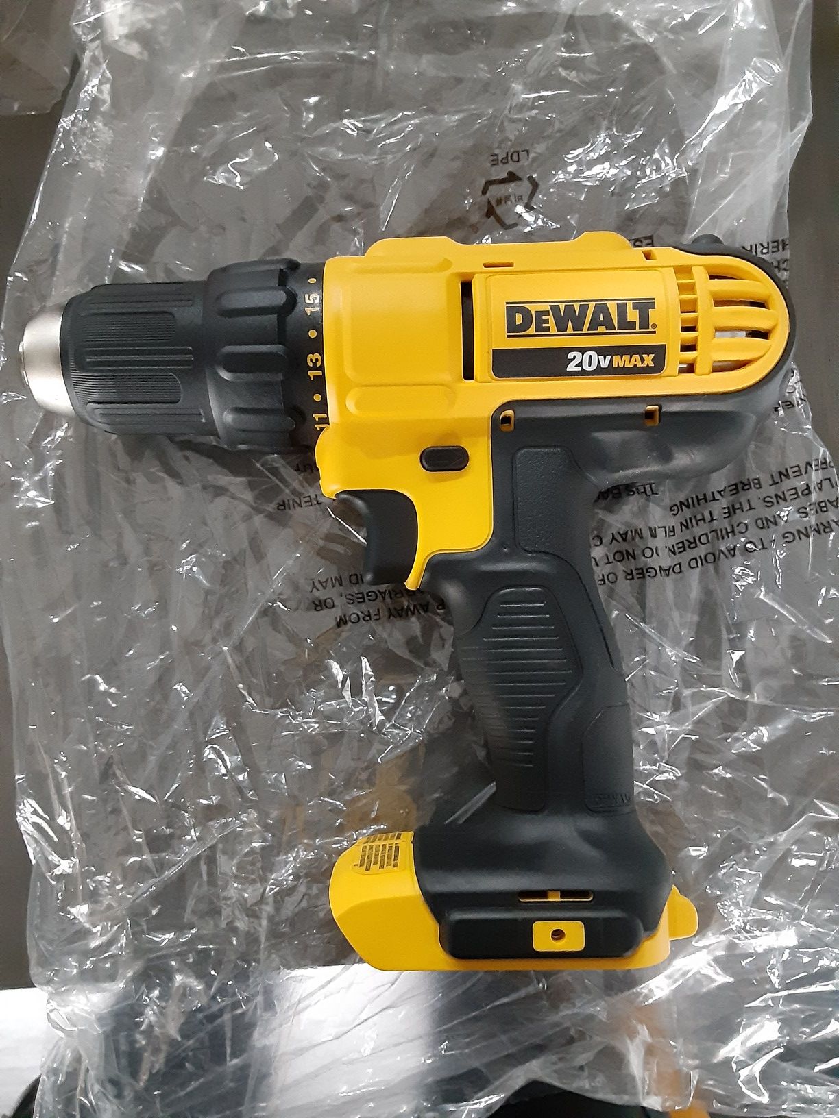 Dewalt drill 20v.