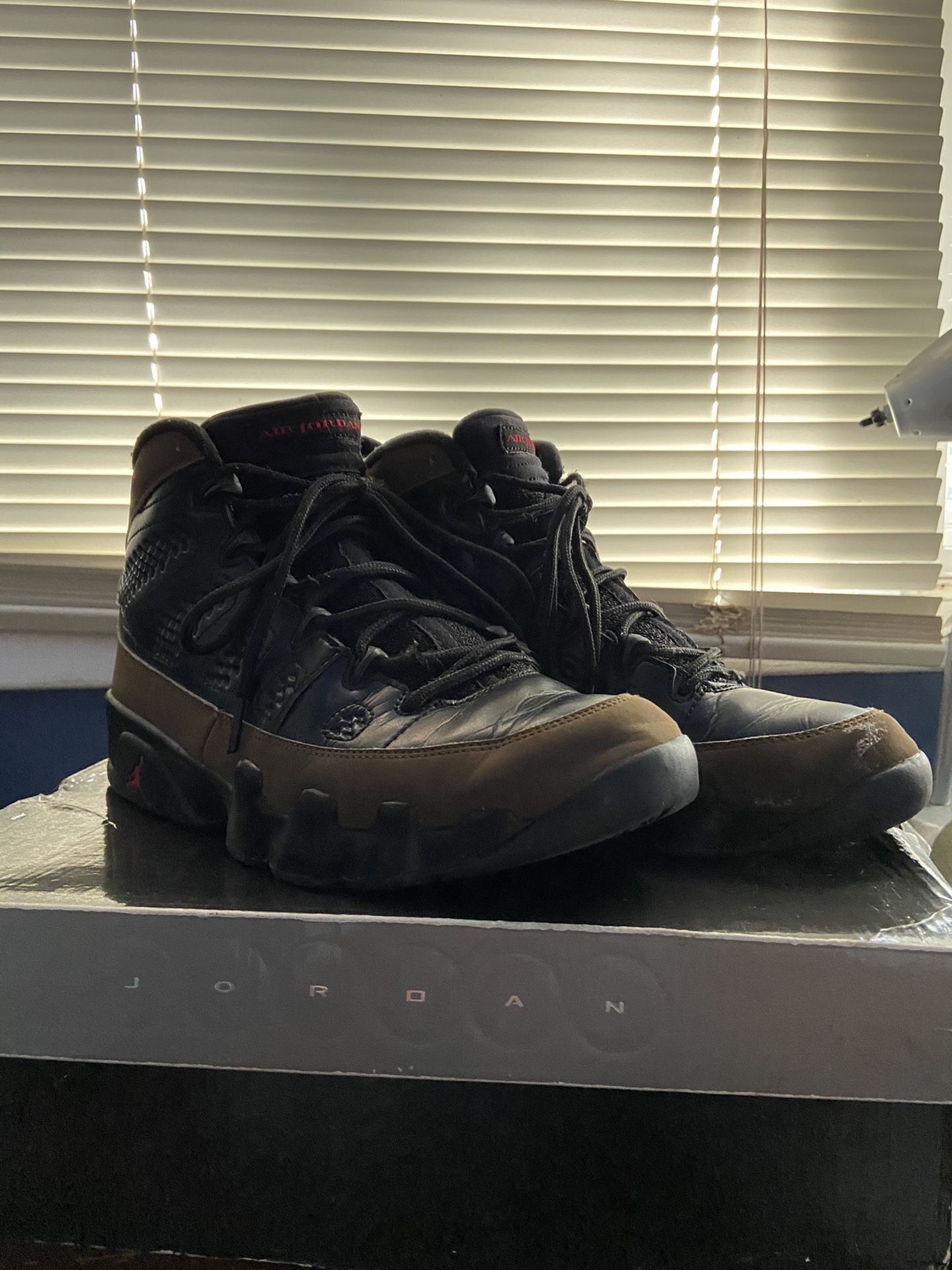 Olive 9s size 9.5