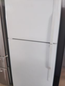 REFRIGERATOR WORKS GREAT $300.00 UP