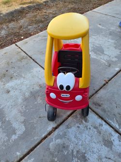 HUGE YARD SALE TOMORROW SUNDAY 25th