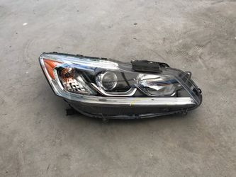 Honda Accord Rt headlight