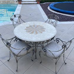 Beautiful Bistro Table With Four Chairs