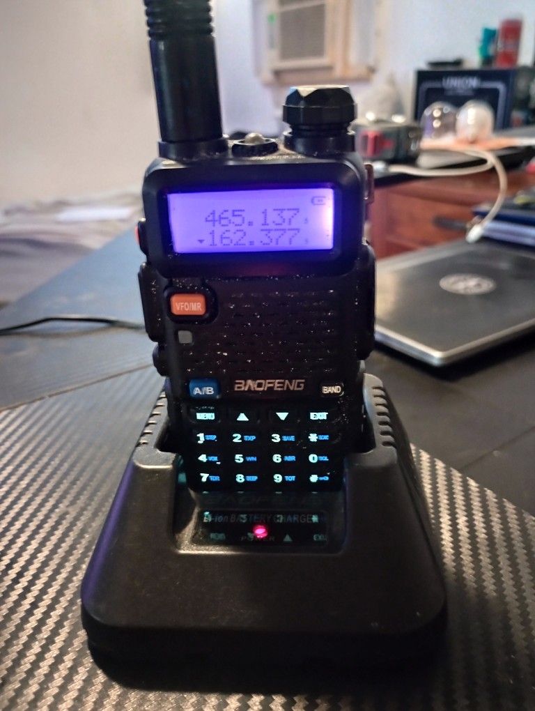 Baofeng Scanner/ Long Range Walkie Talkie 