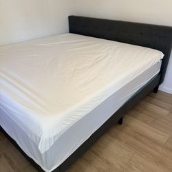Gray Platform King Bed Set With Mattress