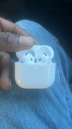 AirPod 4