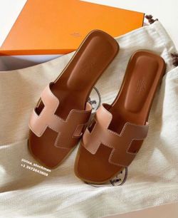 100% Authentic Hermes Oran Sandals Solaire Pink Epsom Leather Size EU 37 US  6.5 for Sale in Los Angeles, CA - OfferUp