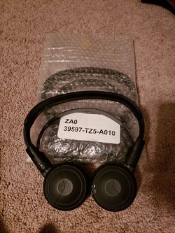 OEM HONDA/ACURA HEADPHONES 39597-TZ5-A010