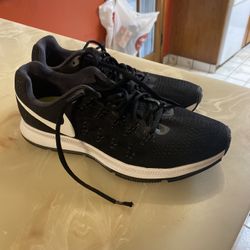 Nike Pegasus 33 Women’s Sz 11