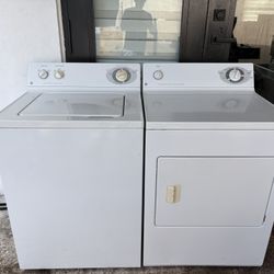 GE WASHER AND DRYER SET 