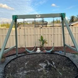 Backyard Discovery  Swing Set