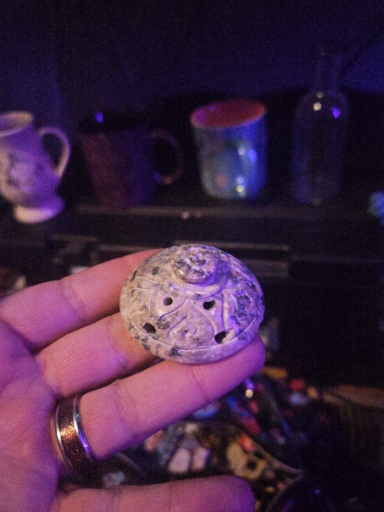 Incense holder