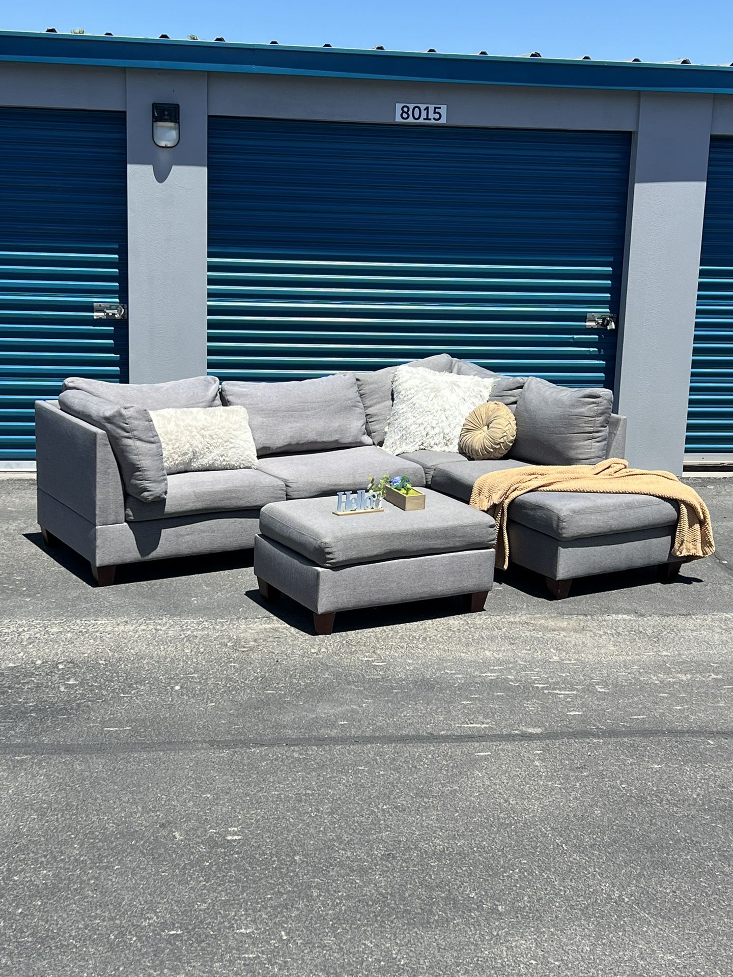 Gray Sectional Couch Sofa Chaise Ottoman Sillones Furniture🌟 Free Delivery! 🚚💨