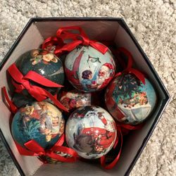 Vintage Santa’s-12 Tree Ornaments 