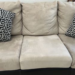 Sofa Free