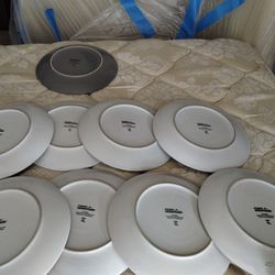 Dish And Plate Set