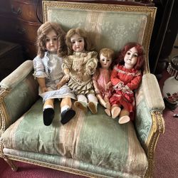 Antique Dolls 