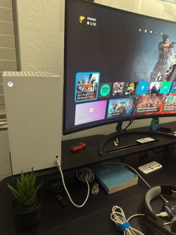 Xbox series X Digital WHITE bundle