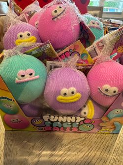 $10 Squishy! Funny Face Balls🤪