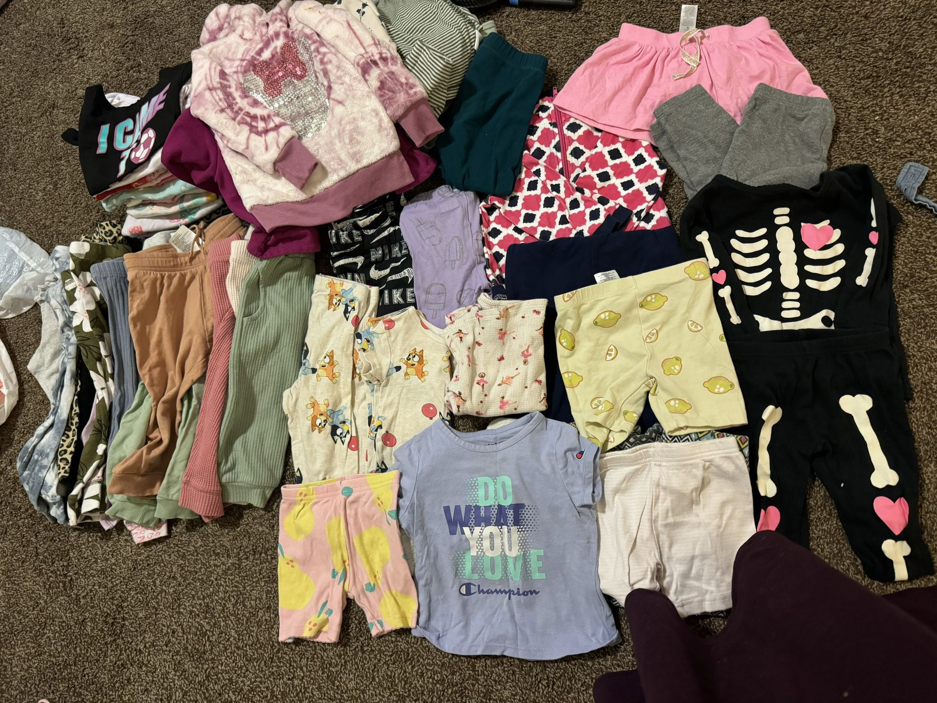  Baby Girl Clothing 12.18.24 Months 