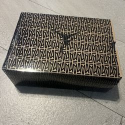 Jordan 12 A Ma Maniere 