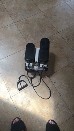 New stepper with arm bands NEW!!