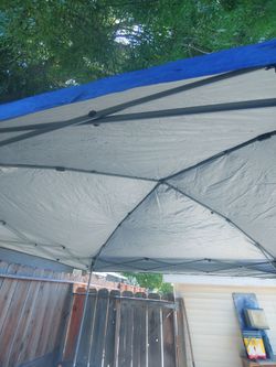 10x10 canopy in really good condition