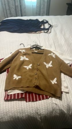 Women’s sweater