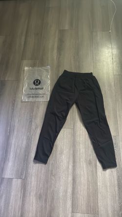 Men’s lululemon jogger sweats (S)