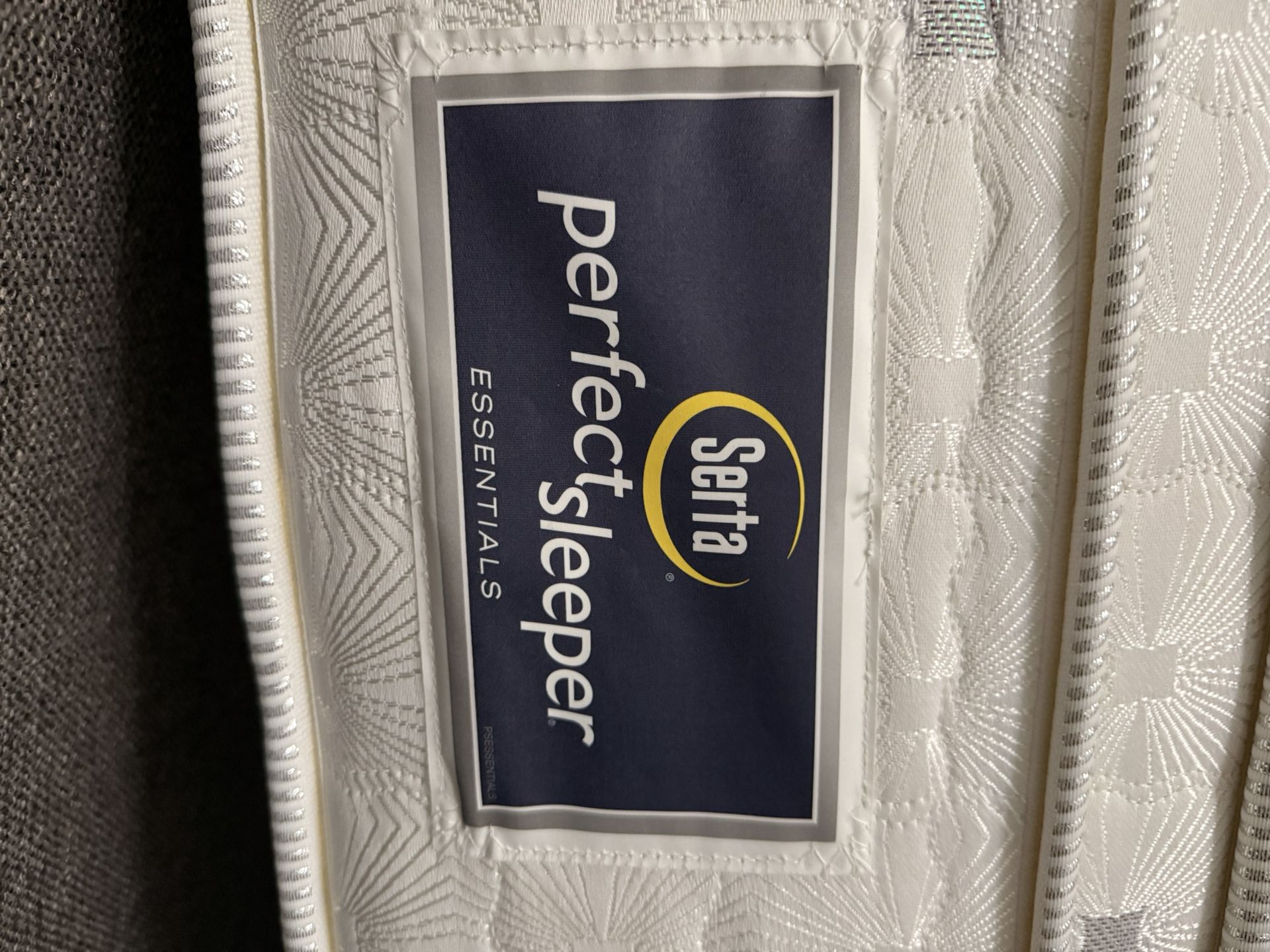 Queen Mattress And box Spring