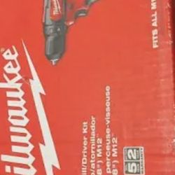 Milwaukee Driver Kit Brand New
